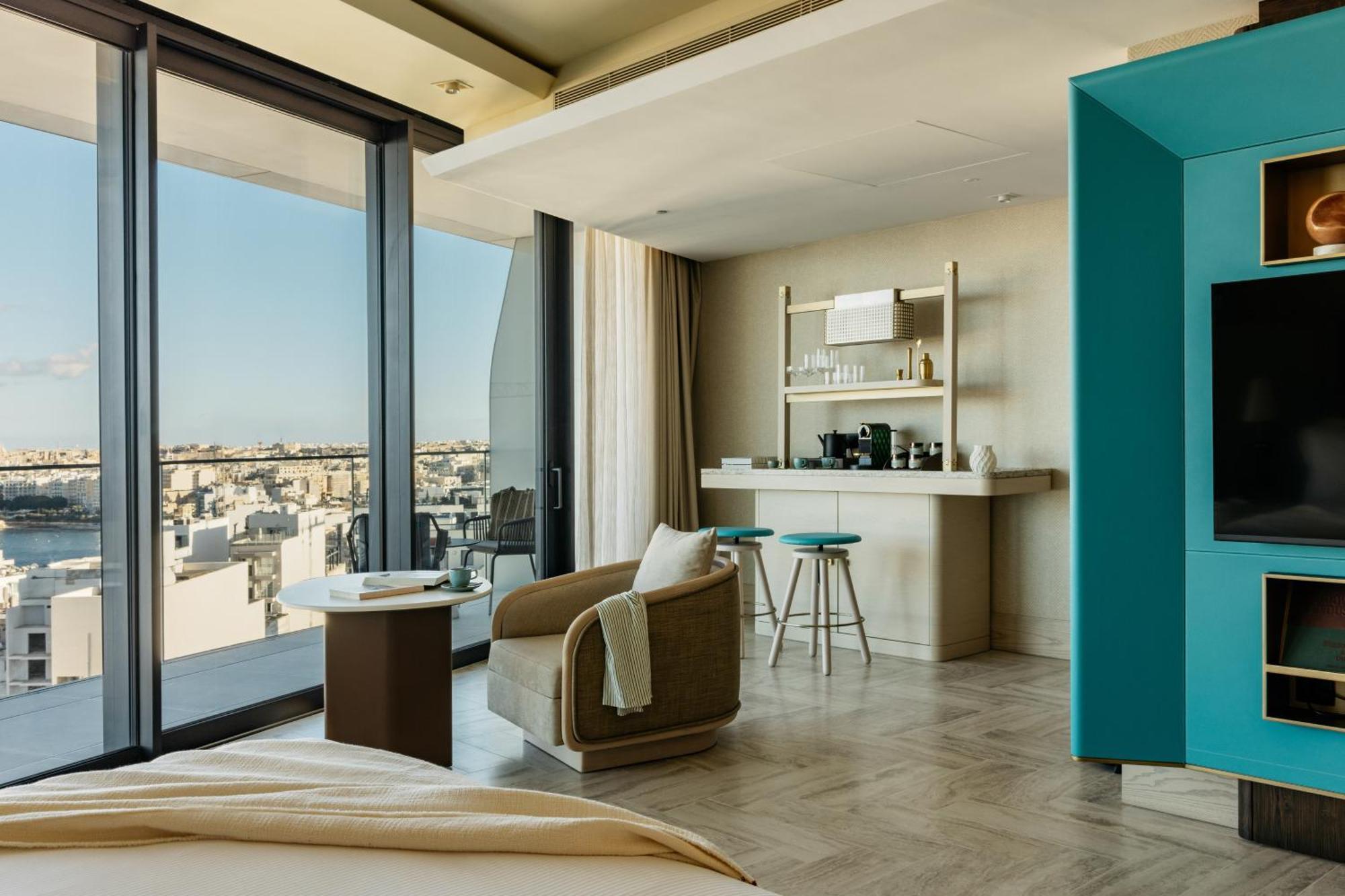 Me Malta By Melia Hotel Saint Julian's Exterior photo