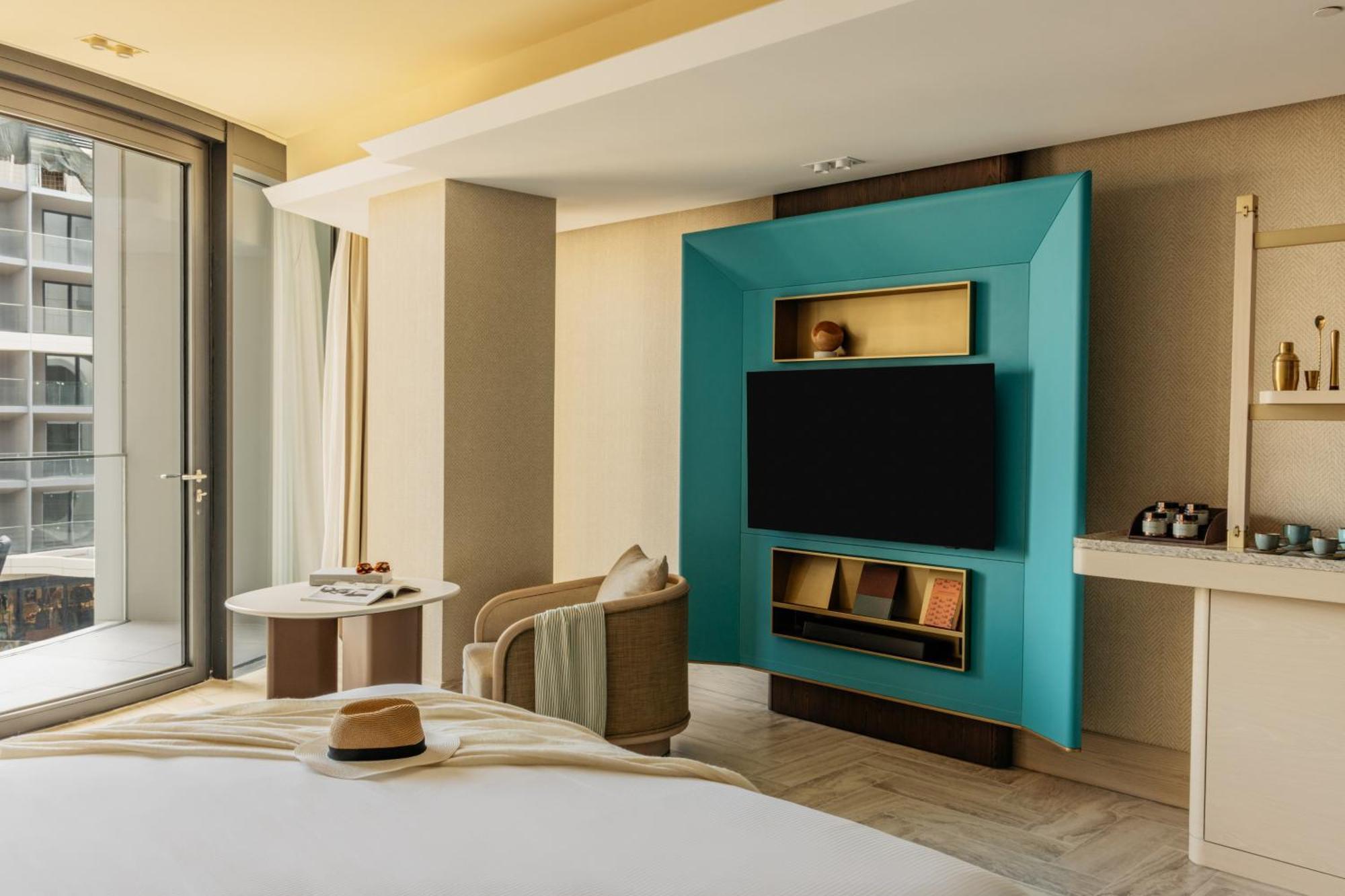 Me Malta By Melia Hotel Saint Julian's Exterior photo
