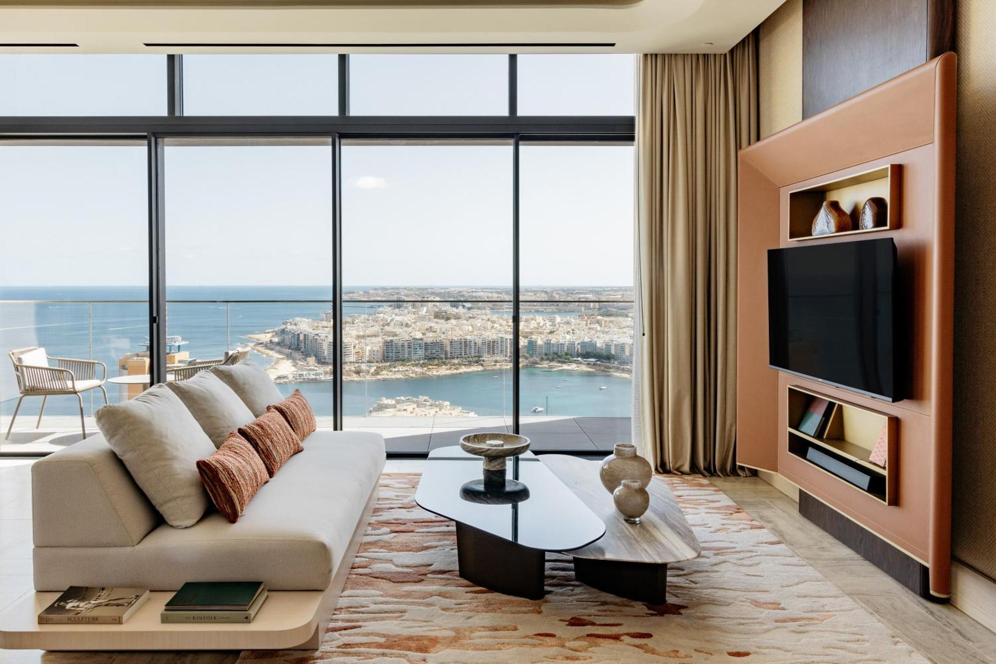 Me Malta By Melia Hotel Saint Julian's Exterior photo